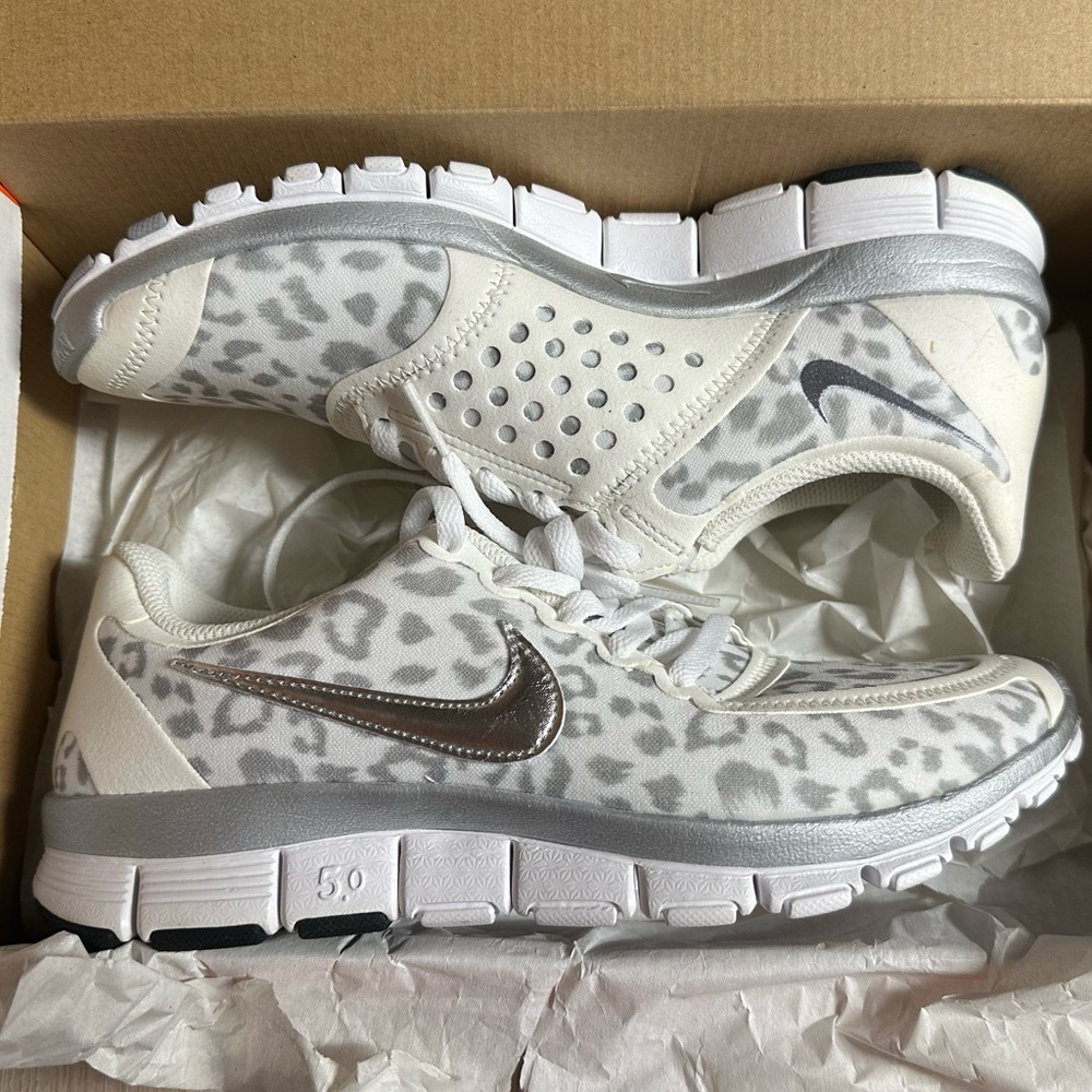 ❌ sold ❌NIB Free 5.0 Leopard